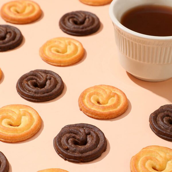 Superior Yummy Spiral Butter Cookies with Glucose Classic Sweet Taste for Casual Eating and Gathering Sharing Box Packaging